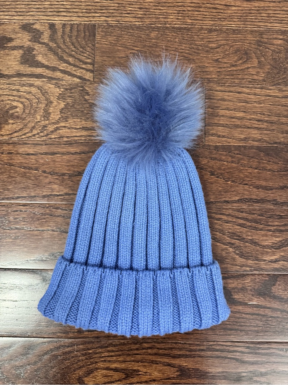 Aritzia Sunday Best Ribbed Knit Hat with Fluffy Pom